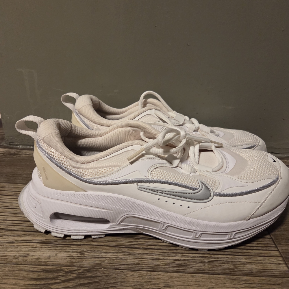 Nike Women's White and Beige Sneakers